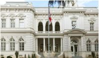 როგორ გამოიყურება ავეჯი და ნივთები პრეზიდენტის რეზიდენციისთვის, რომლის ხარჯებმაც ქვეყანა აალაპარაკა