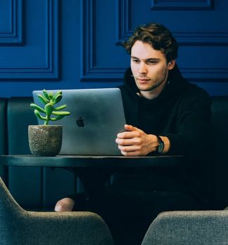 როგორ ცვლის ოთახის ფერი თქვენს განწყობას და რომელ ოთახში რომელი ფერი ჯობს